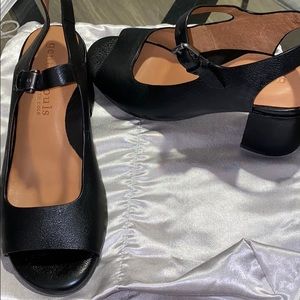 NEW GENTLE SOULS CHERYL BLACK HEELED SANDALS